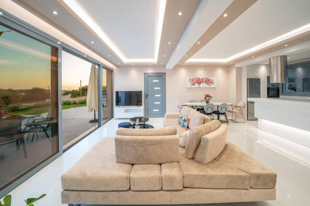 Villa Laide Karavádhos Esterno foto