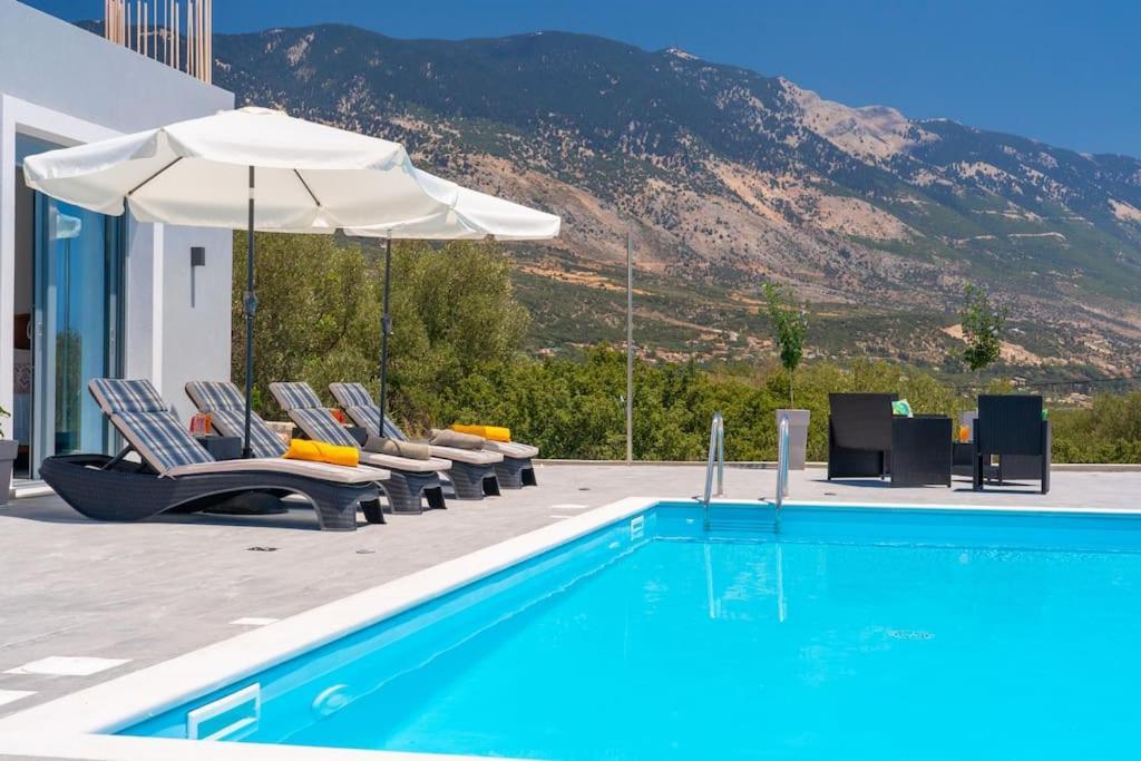 Villa Laide Karavádhos Esterno foto